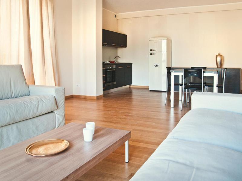 Lux Studio And Apartment Катания Экстерьер фото
